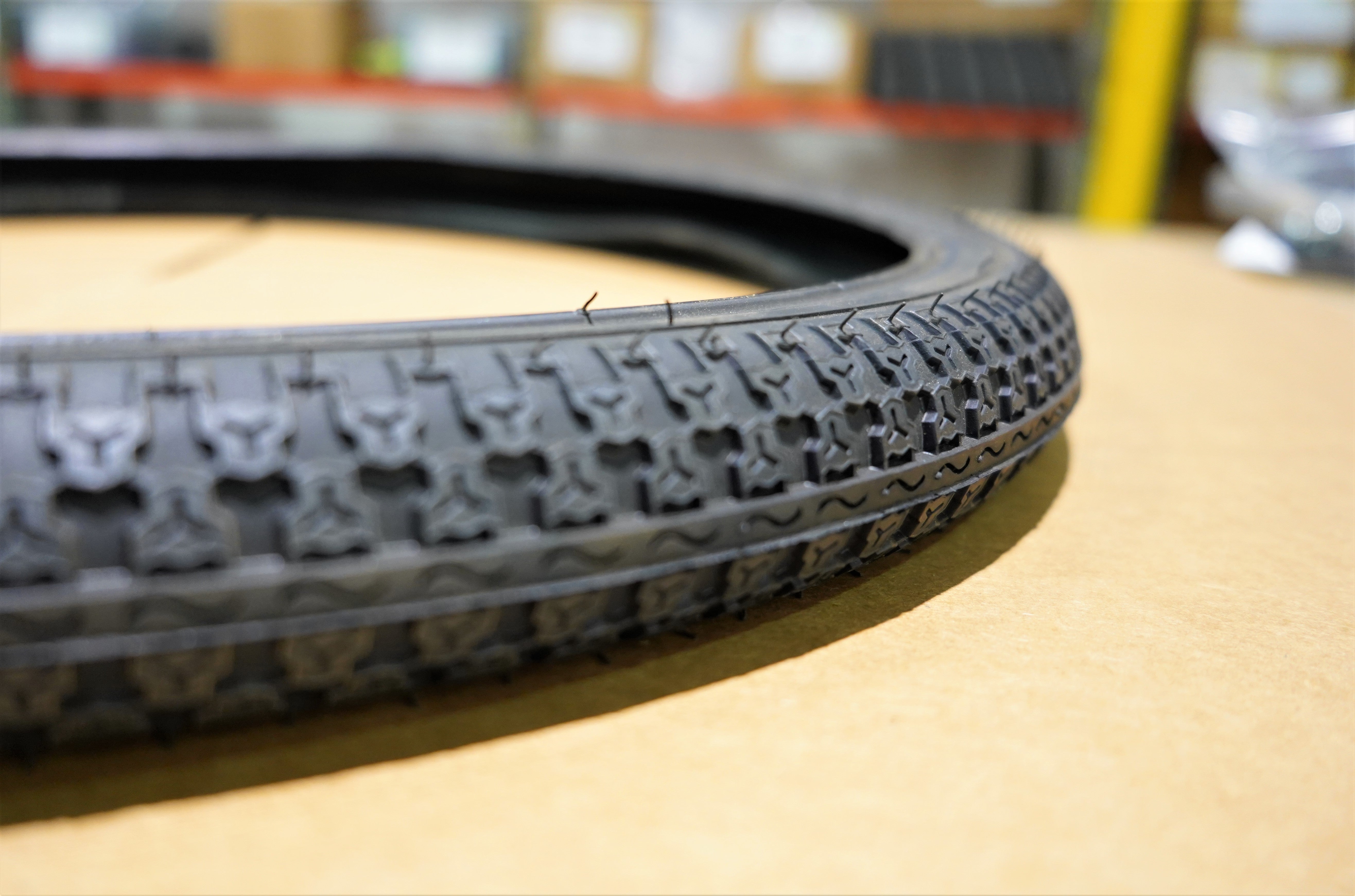 24 x store 1.75 bike tire